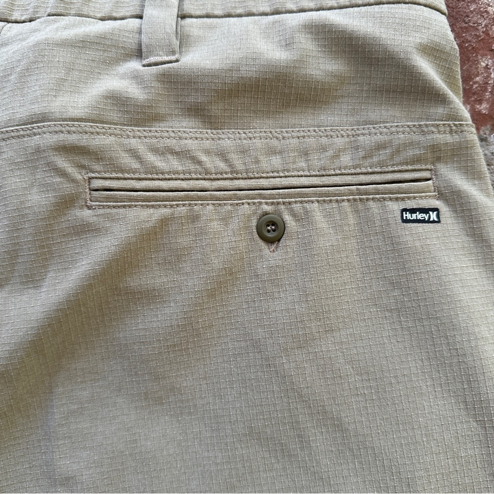 Hurley khaki cream men's shorts size 30 lightweight zip fly with pockets - Picture 9 of 16
